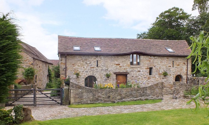 Penycae Cabaña | 2 bedroom accommodation in Penycae, near Wrexham