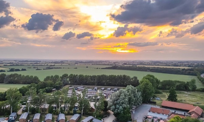 Arnold Chalet De Esquí | Alojamiento de 2 habitaciones en Skirlaugh, Nr Hull