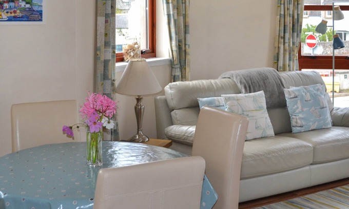 Findhorn Cabaña | 2 bedroom accommodation in Findhorn, near Nairn