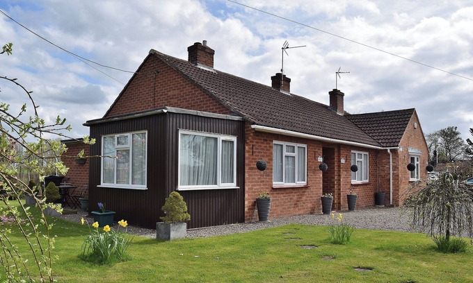 Moreton Cabaña | Alojamiento de 2 habitaciones en Camer&rsquo;s Green, Berrow, near Malvern