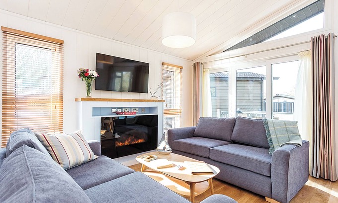 Ryde Chalet De Esquí | Alojamiento de 2 habitaciones en Wootton Bridge, Nr Cowes