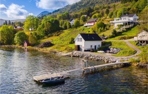 Vestnes Apartamento | 2 Bedroom Amazing Apartment In Vestnes
