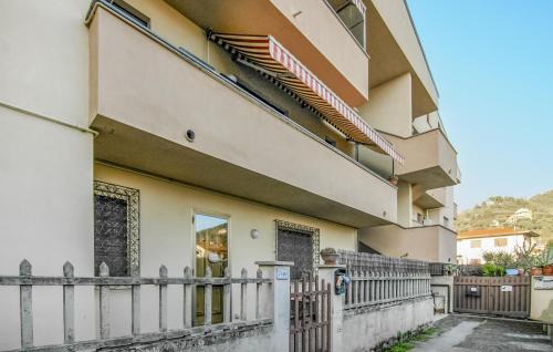 Piano di Mommio Apartamento | 2 Bedroom Amazing Apartment In Piano Di Mommio