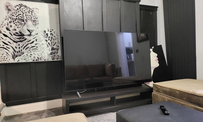Burslem Apartamento | 2-bedroom apartment Family and budget-friendly, equipped with modern amenities