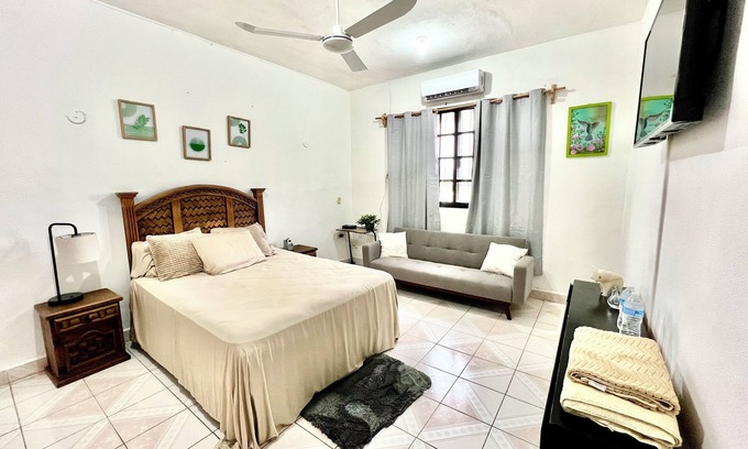 Adolfo López Mateos Apartamento | Apartamento de 2 recámaras acogedor y bien ubicado en Cozumel.