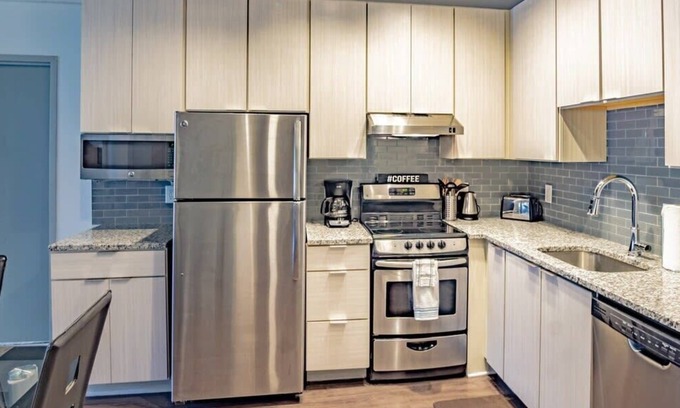SoNo Apartamento | 2 Bedroom Apartment Near EMORY University Hospital
