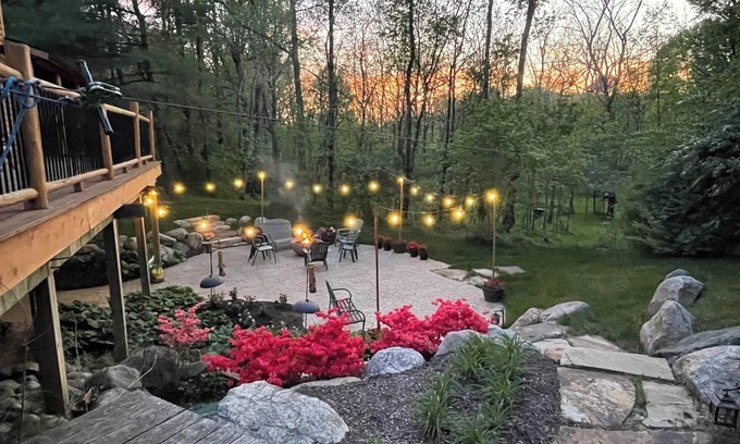 Noblesville Apartamento | 2-bedroom apt in log home, minutes from Grand Park
