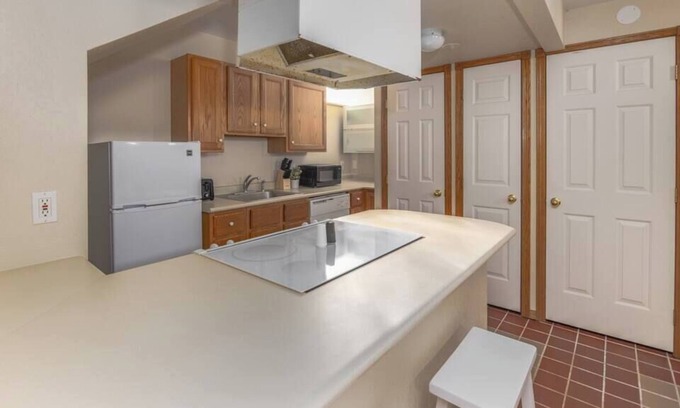 Des Moines Apartamento | 2 Bedroom Apt with Free Parking in Downtown DSM