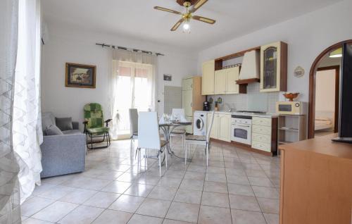 Capaci Apartamento | 2 Bedroom Awesome Apartment In Capaci