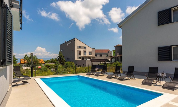 Vrbnik Apartamento | Hermoso apartamento de 2 dormitorios en.