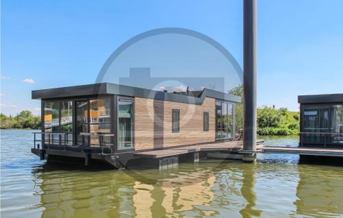 Ohe en Laak Alquiler De Eote | 2 Bedroom Beautiful Ship In Ohé & Laak