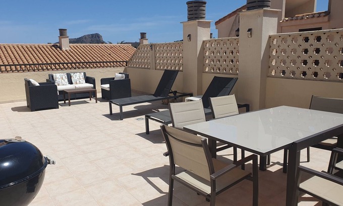 Diputación de Rincón de San Ginés Apartamento | Apartamento Bellaluz de 2 dormitorios con gran terraza privada en la azotea.