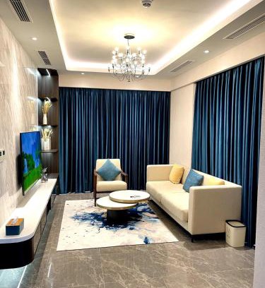 Lang Ha Apartamento | 2 Bedroom BRAND NEW Luxury Apartment