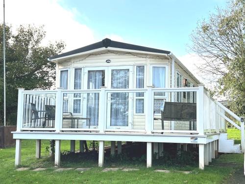 Shanklin Casa | 2 Bedroom Caravan NV13, Lower Hyde, Shanklin, Isle of Wight