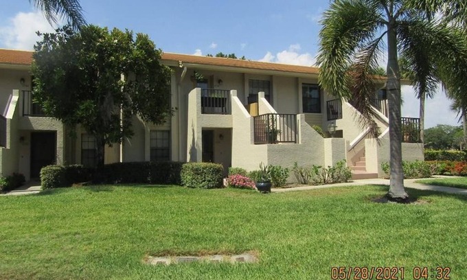 Braden River Condominio | 2 Bedroom Condo 225711 by Houzlet