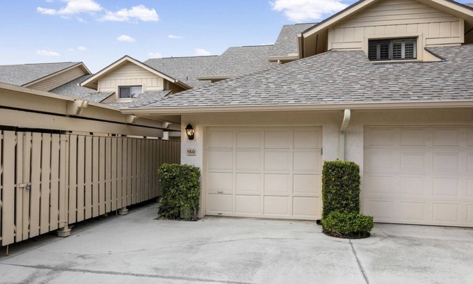 Jupiter Condominio | 2 Bedroom Condo (435090) by Houzlet