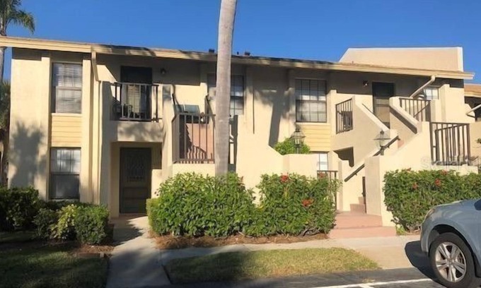 Braden River Condominio | 2 Bedroom Condo 95098 by Houzlet
