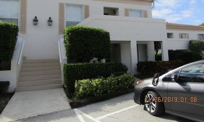 The Meadows Condominio | 2 Bedroom Condo 95324 by Houzlet