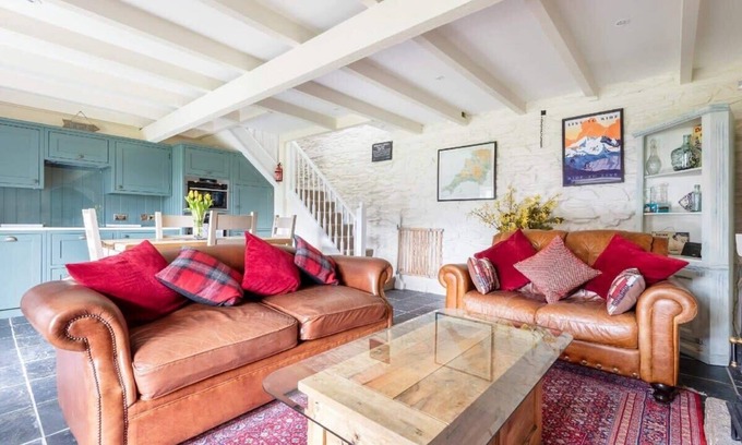 Truro Casa | 2 Bedroom Cottage Close to Perranporth Beach