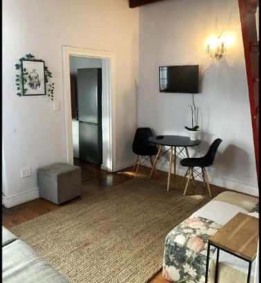 Stellenbosch Central Apartamento | 2 Bedroom Cottage by ARPA Hospitalities