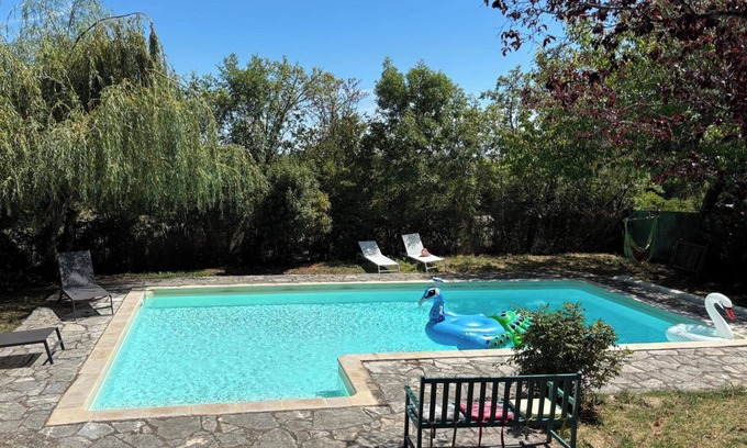 Caylus Cabaña | 2 Bedroom Cottage - Sleeps 6 - Pool - Garden