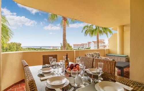 Puerto de la Duquesa Apartamento | 2 Bedroom Cozy Apartment In Manilva