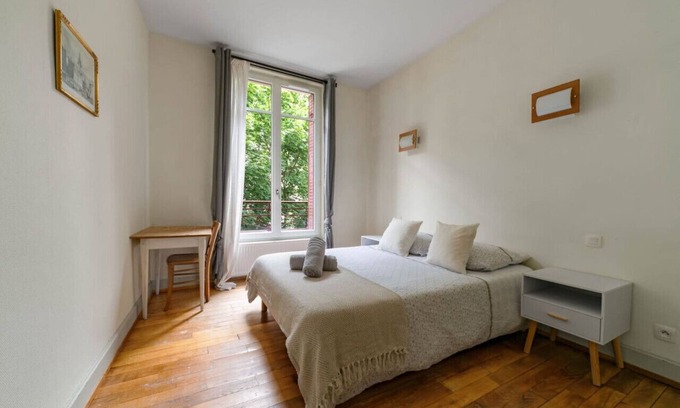 Republique Apartamento | 2-bedroom designer apartment, Thermes district