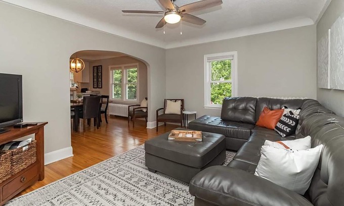 Harrison Casa | 2-Bedroom Duplex with Pvt Backyard in Minneapolis