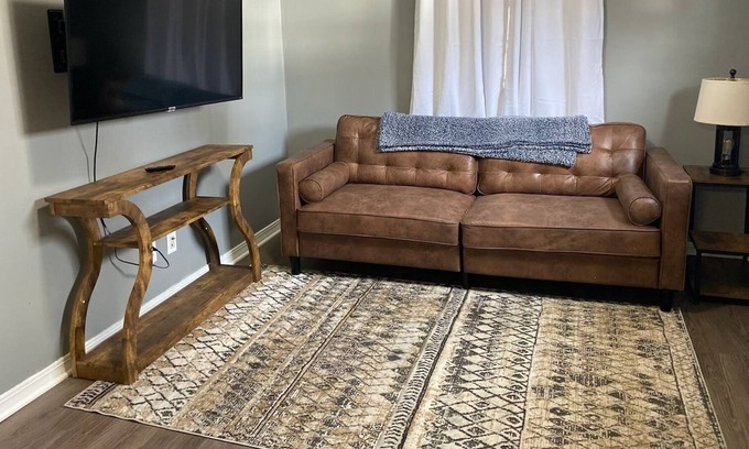 Kokomo Apartamento | 2 Bedroom duplex with King Size Beds