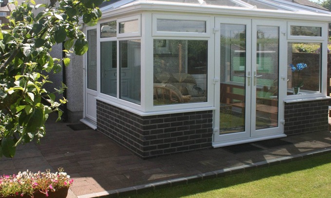 Maryport Cabaña | 2 bedroom accommodation in Crosby near Allonby