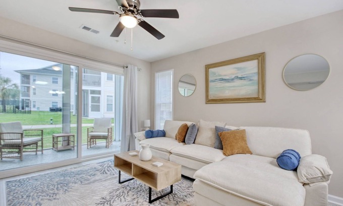 Carolina Forest Complejo | 2 Bedroom Golf Course Oasis at Rive Oaks