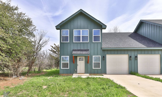 Abilene Condominio | 2-bedroom condo w/ garage in Abilene