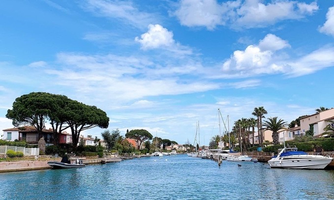 Port Cogolin Casa | 2 BEDROOM HOUSE IN PORT COGOLIN (with pontoon for boat)