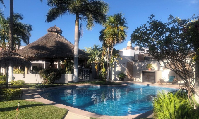 Valle Dorado Casa | 2-bedroom house in welcoming Nuevo Vallarta, with AC, WiFi, full new kitchen.