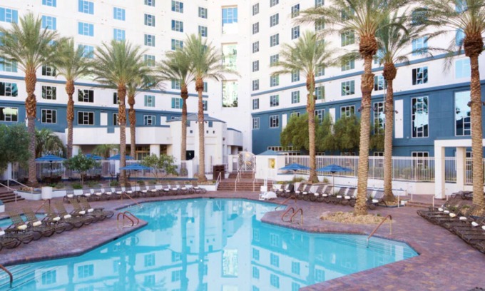 Winchester Condominio | 2 Bedroom Lockoff Condo, Sleeps 8, Paradise Hilton Grand Vacations