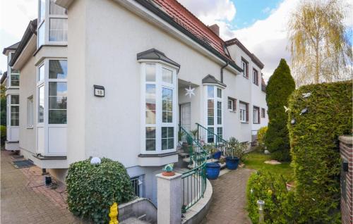 Prenzlauer Berg Casa | 2 Bedroom Lovely Home In Berlin