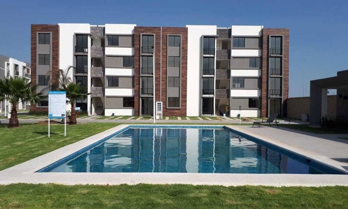 Coronango Apartamento | 2 Bedroom Modern Apartment with Pool in Puebla near VW & Val’Quirico