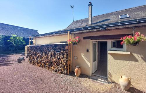 Allonnes Casa | 2 Bedroom Nice Home In Allonnes