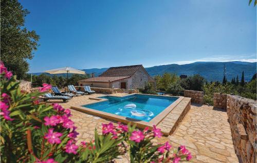Stari Grad Casa | 2 Bedroom Nice Home In Stari Grad