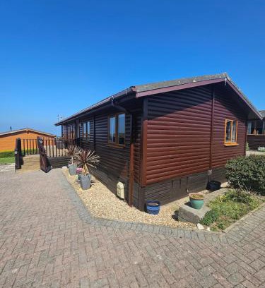 Mullacott Casa | 2 Bedroom Ocean View, Ilfracombe