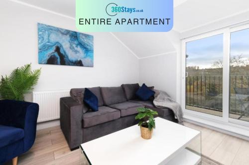 High Wycombe Apartamento | 2 Bedroom Penthouse with parking High Wycombe By 360Stays