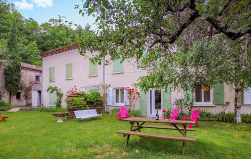 Burzet Casa | 2 Bedroom Stunning Home In Burzet