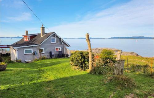 Rennesoy Casa | 2 Bedroom Stunning Home In Rennesøy