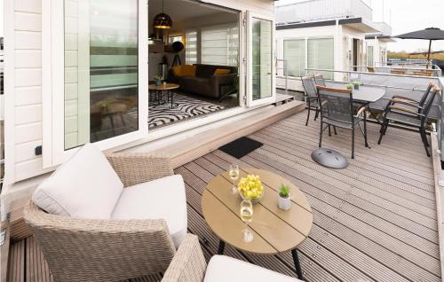 Municipality of Aalsmeer Alquiler De Eote | 2 Bedroom Stunning Ship In Aalsmeer