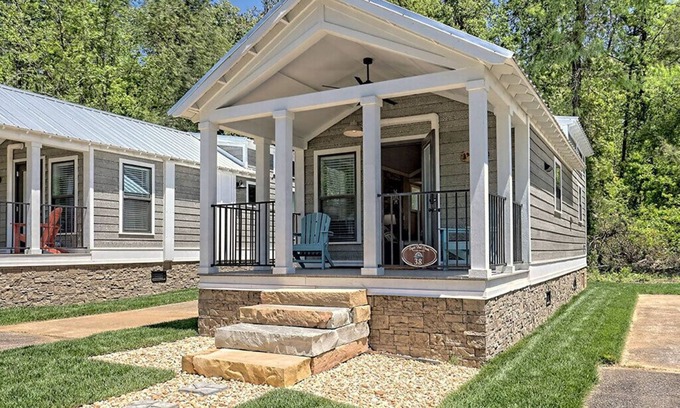 Clarkesville Cabaña | 2 Bedroom Tiny Home near Lake Burton, Georgia in the Blue Ridge Mountains