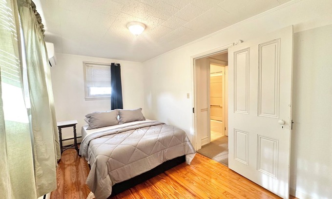 Danville Casa | 2 Bedroom Unit 5 Min to Walk GMC