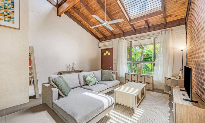 Crescent Head Villa | 2 Bedroom Villa close to the creek.