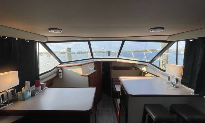 Bucktown Alquiler De Eote | 2 Bedroom Yacht 15 minutes away from Bourbon St.