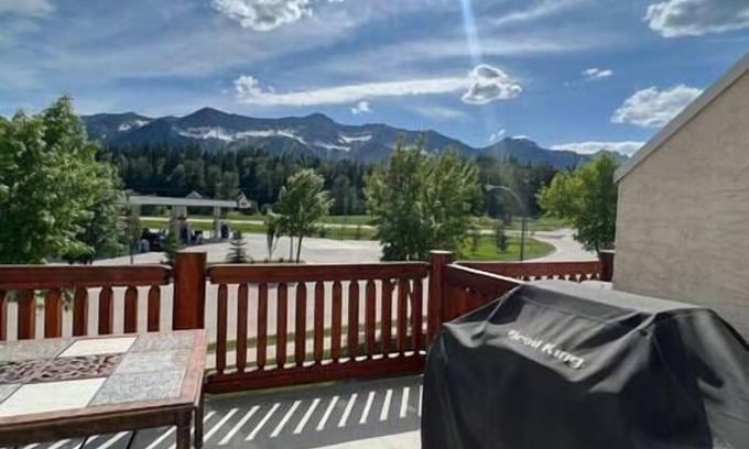 East Kootenay Apartamento | 2 bedrooms plus loft room - Deck - BBQ