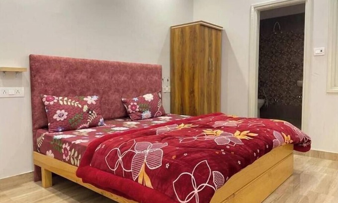 Bullawala Apartamento | 2 BHK apt w Wifi/Couch & kitchen - Special Offer